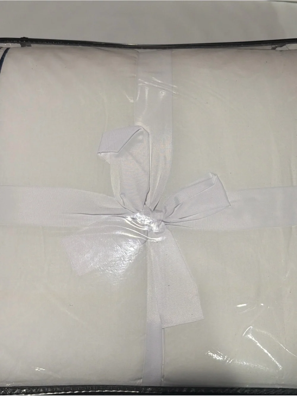 Darsey & David's King Comforter Set in White with Navy Trim